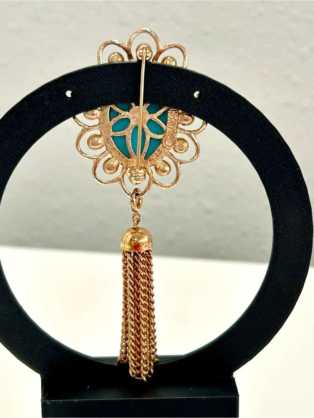 Vintage Sarah Faux Turquoise And Faux Pearl Brooch Oval Gold Tone Tassel Signed